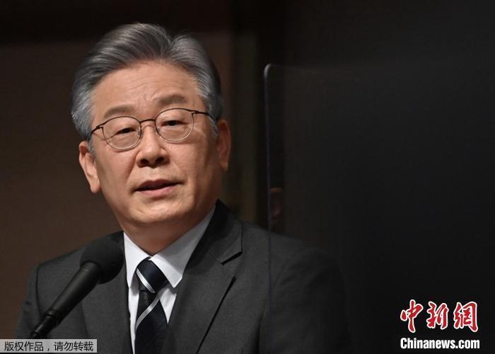资料图：韩国最大在野党党首李在明。
