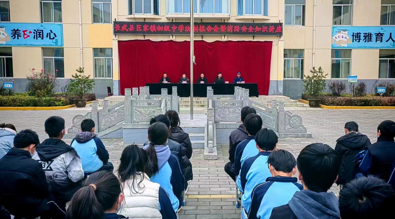 C:\Users\Administrator\Documents\WeChat Files\wxid_f3etaxqcss921\FileStorage\Temp\c585792dbfa60db151e5e63aa89ed40.jpg