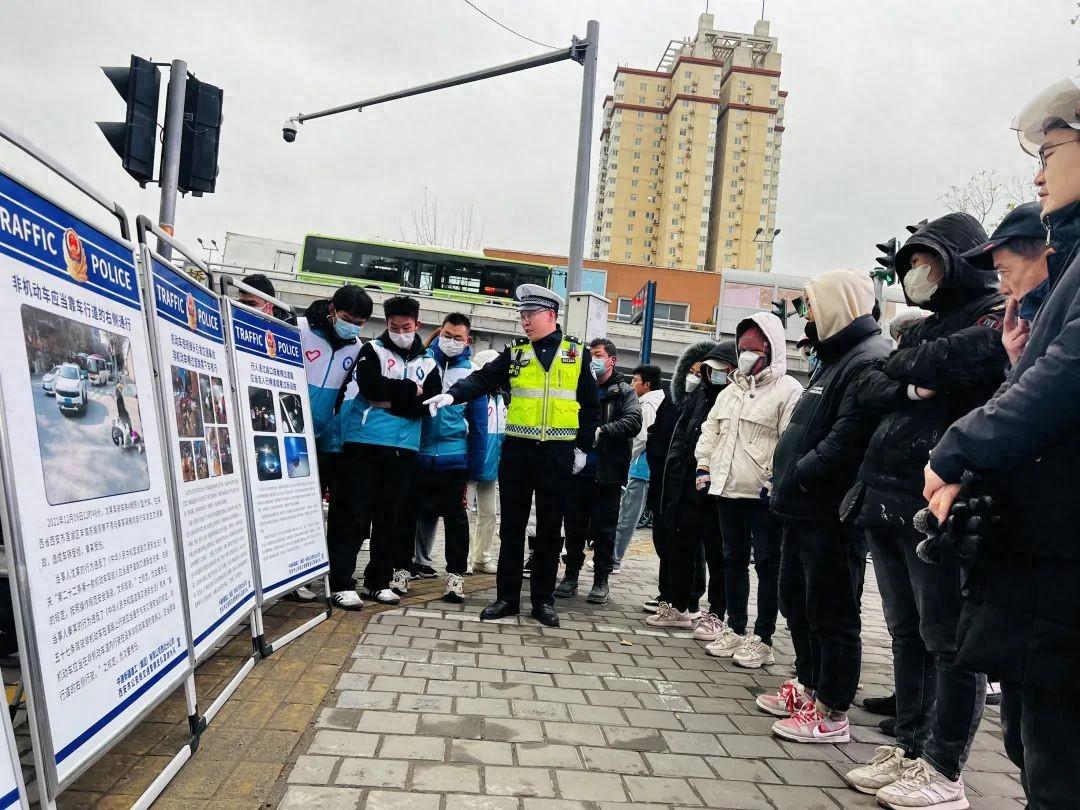 https://p3-sign.toutiaoimg.com/tos-cn-i-axegupay5k/b63bdfef166843fa8b6ee18498edcfd5~noop.image?_iz=58558&from=article.pc_detail&lk3s=953192f4&x-expires=1703574516&x-signature=lRcXI9aheNewO8KDmCH5oF6IXU4%3D
