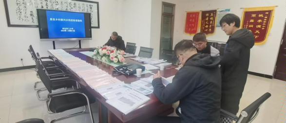 12月25日县教体局考核检查组在眉县第三小学考察验收县级“乡村振兴示范校”创建工作
