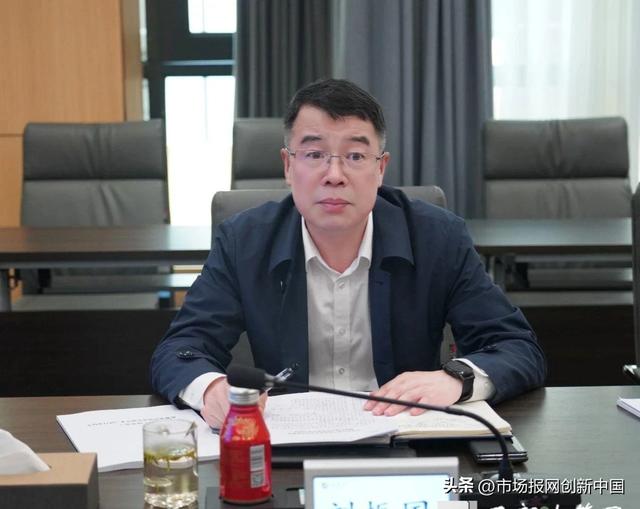 中国酒业协会副秘书长刘振国一行到西凤股份公司调研交流