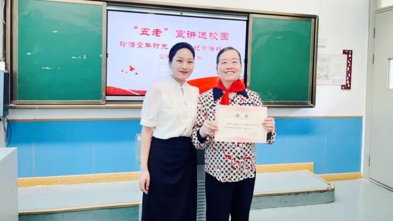 892f64c46a21436fb92ecca9d2f0ee9a__jpeg.heic~tplv-flrovnc8r8-s2-cC-q_750_0_0_0_q80