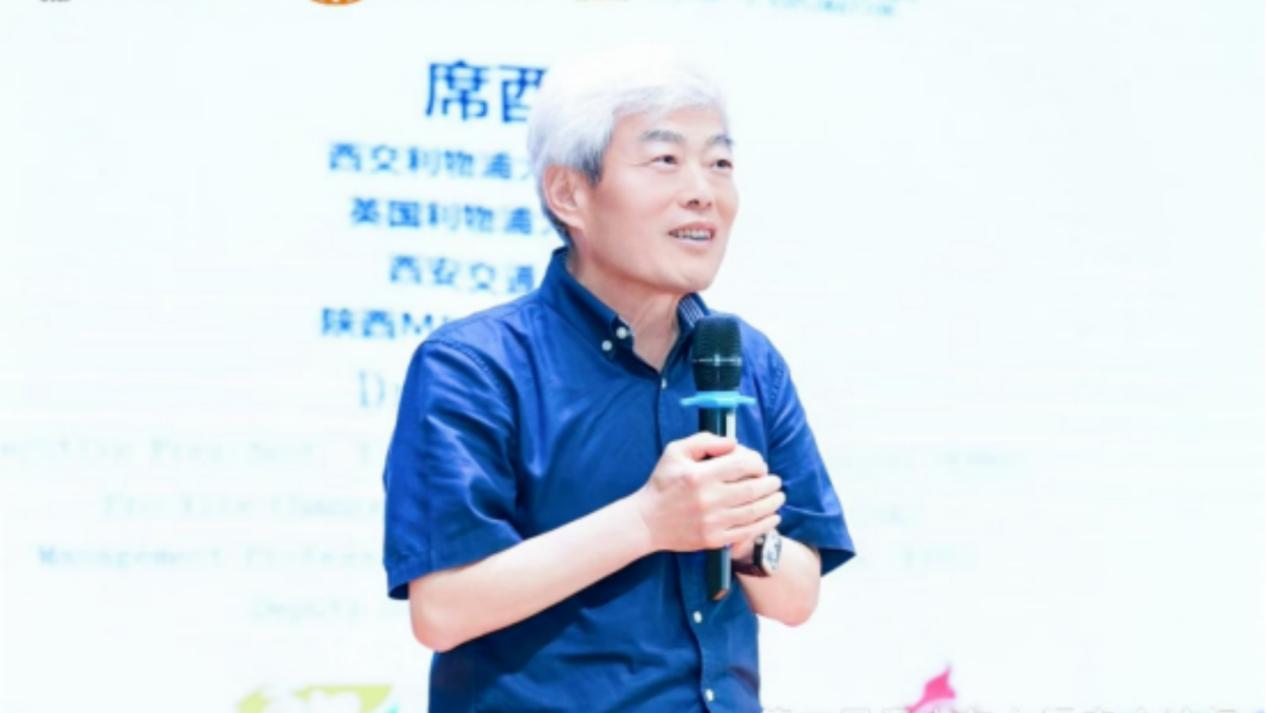 117216170_594df5a8-5e6c-470f-900e-0c0d2ac9b2be