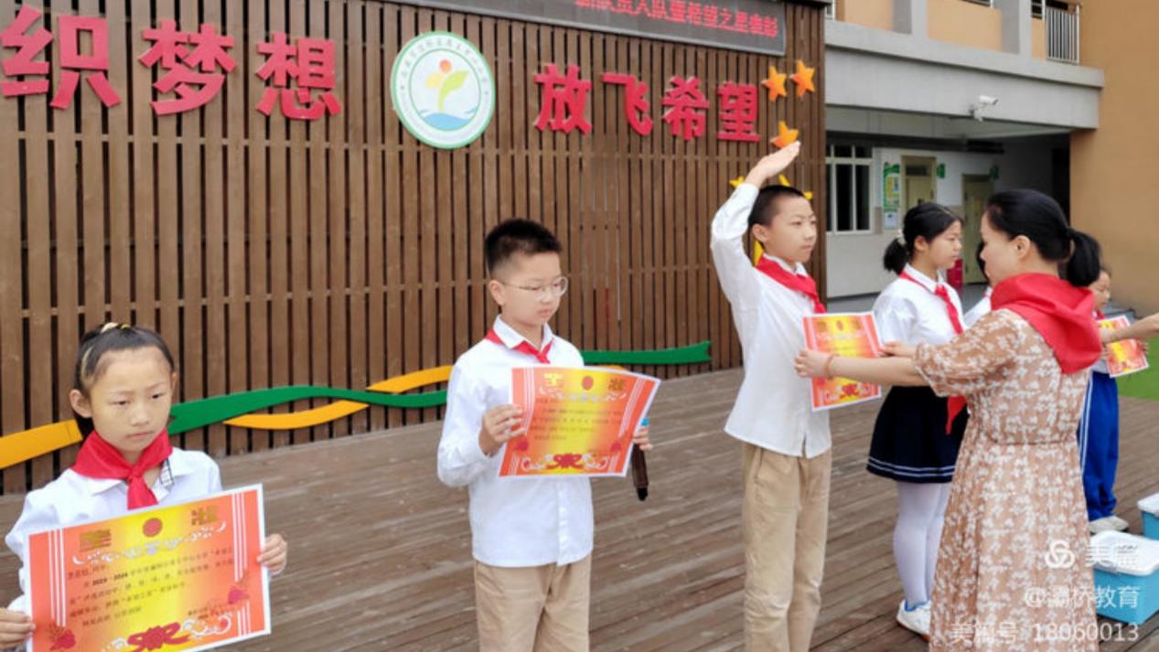 8d9a6d9c6e1041a69a091b843015cc94