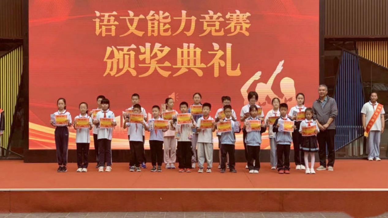 1e2e61b6ad4747a99e92e2a8857f5440