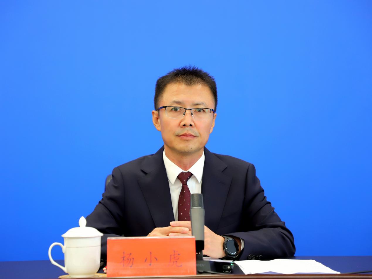 延长县委副书记 县长杨小虎