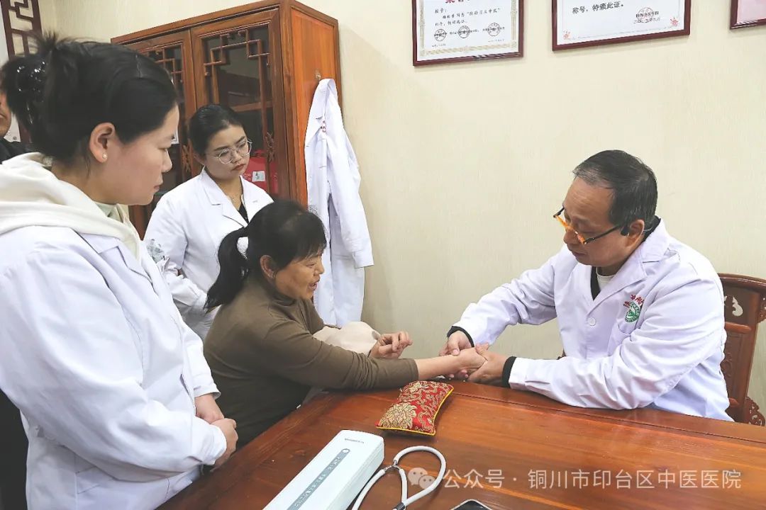 图示, 示意图&#10;&#10;中度可信度描述已自动生成