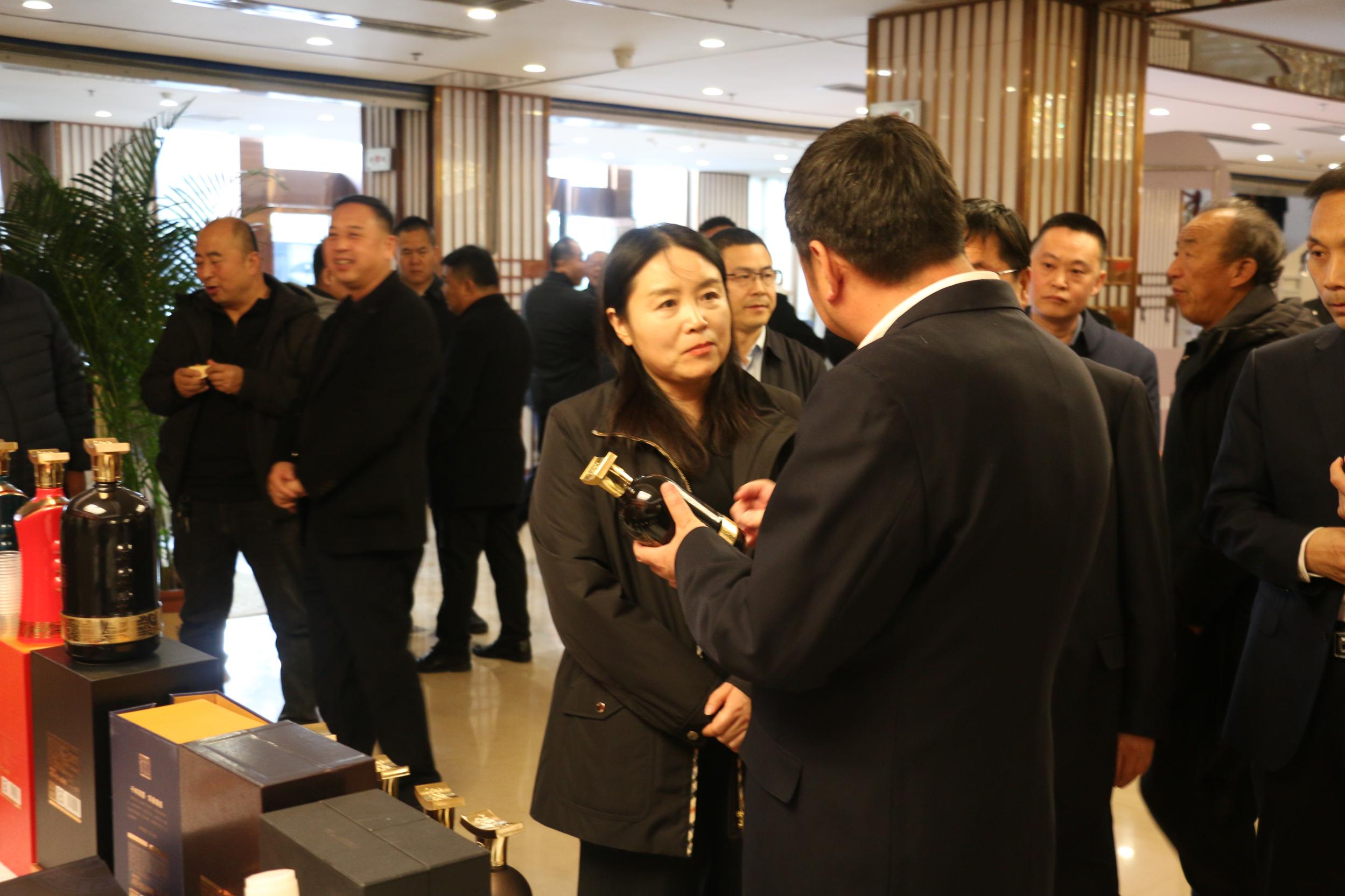 图示, 示意图&#10;&#10;中度可信度描述已自动生成
