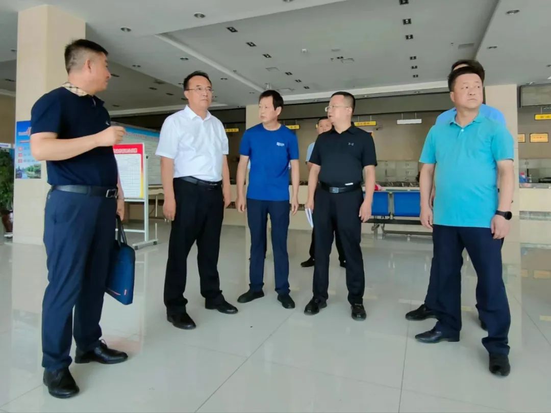 区政府主要领导检查指导文明城市创建工作