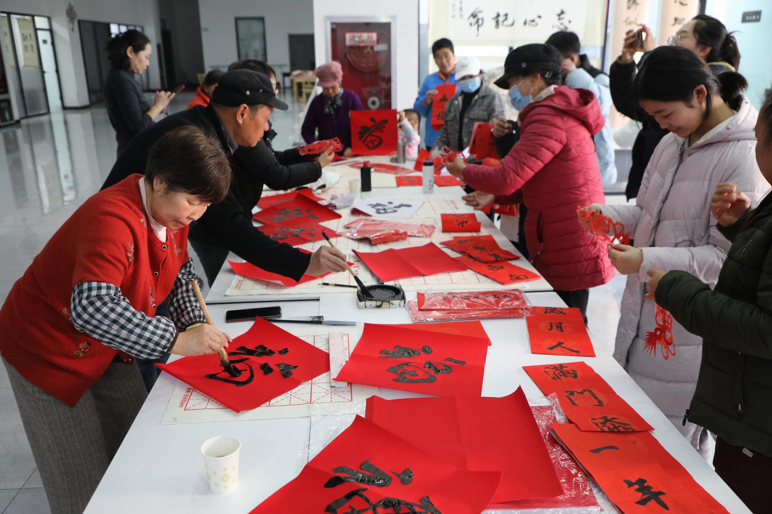 图示, 示意图&#10;&#10;中度可信度描述已自动生成