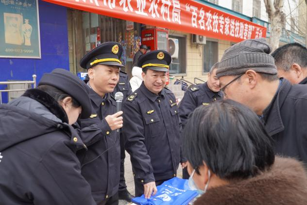 图示, 示意图&#10;&#10;中度可信度描述已自动生成