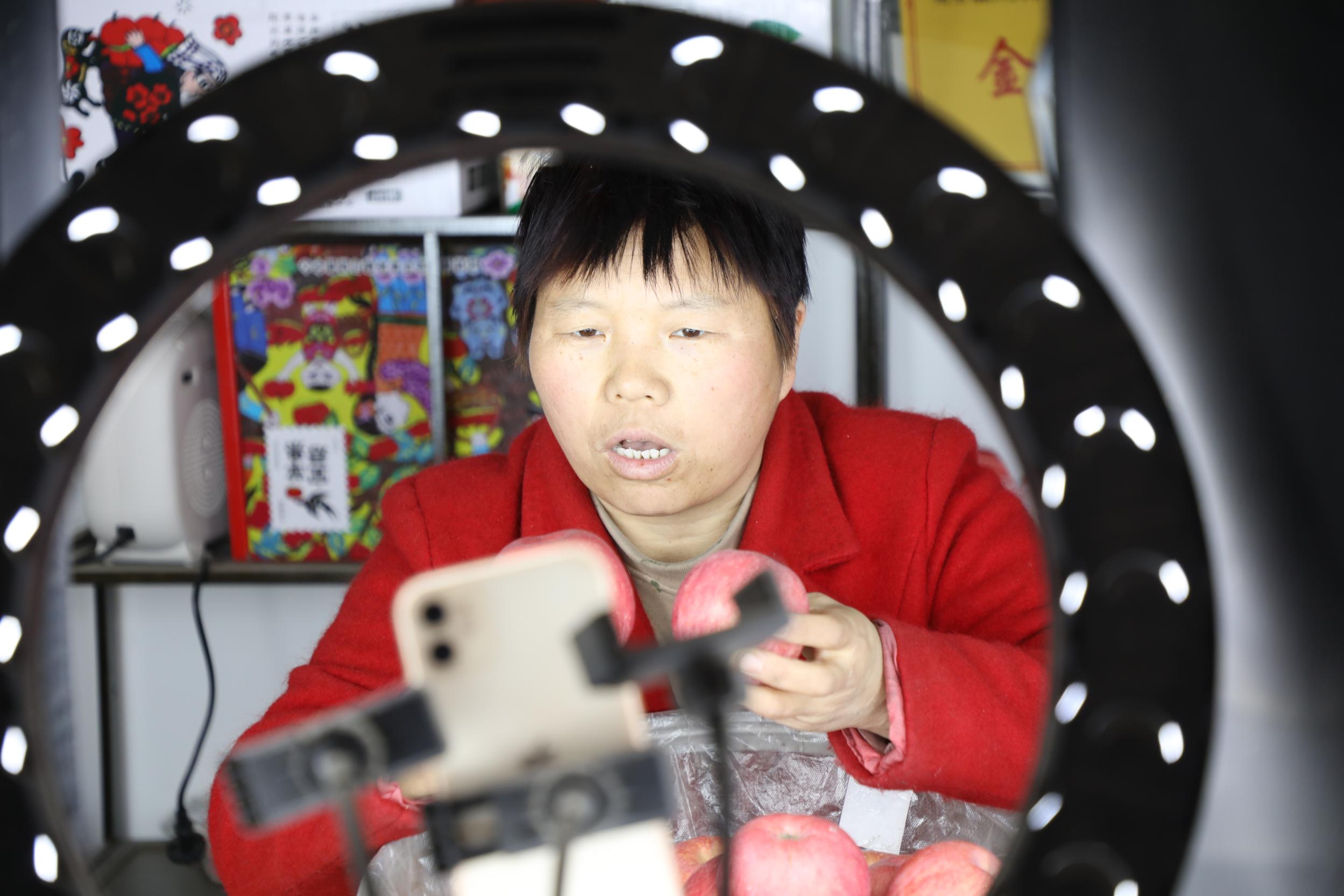 图示, 示意图&#10;&#10;中度可信度描述已自动生成