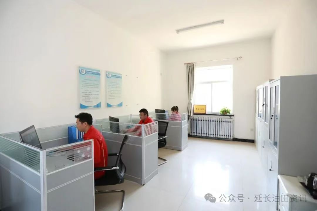 C:\Users\Administrator\Desktop\cba0141947707bf4b80443d0da5f498.jpg