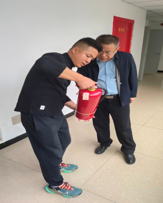 D:\我的文档\Documents\WeChat Files\wxid_l5uegpjko3wc22\FileStorage\Temp\ebec123411f801d308aa27b54414889.jpg