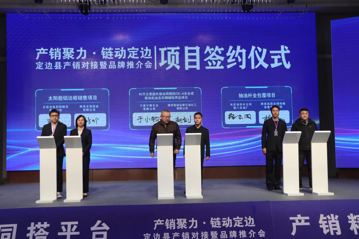 70a5b0a5620c47d5e7392f9cfc94b81a