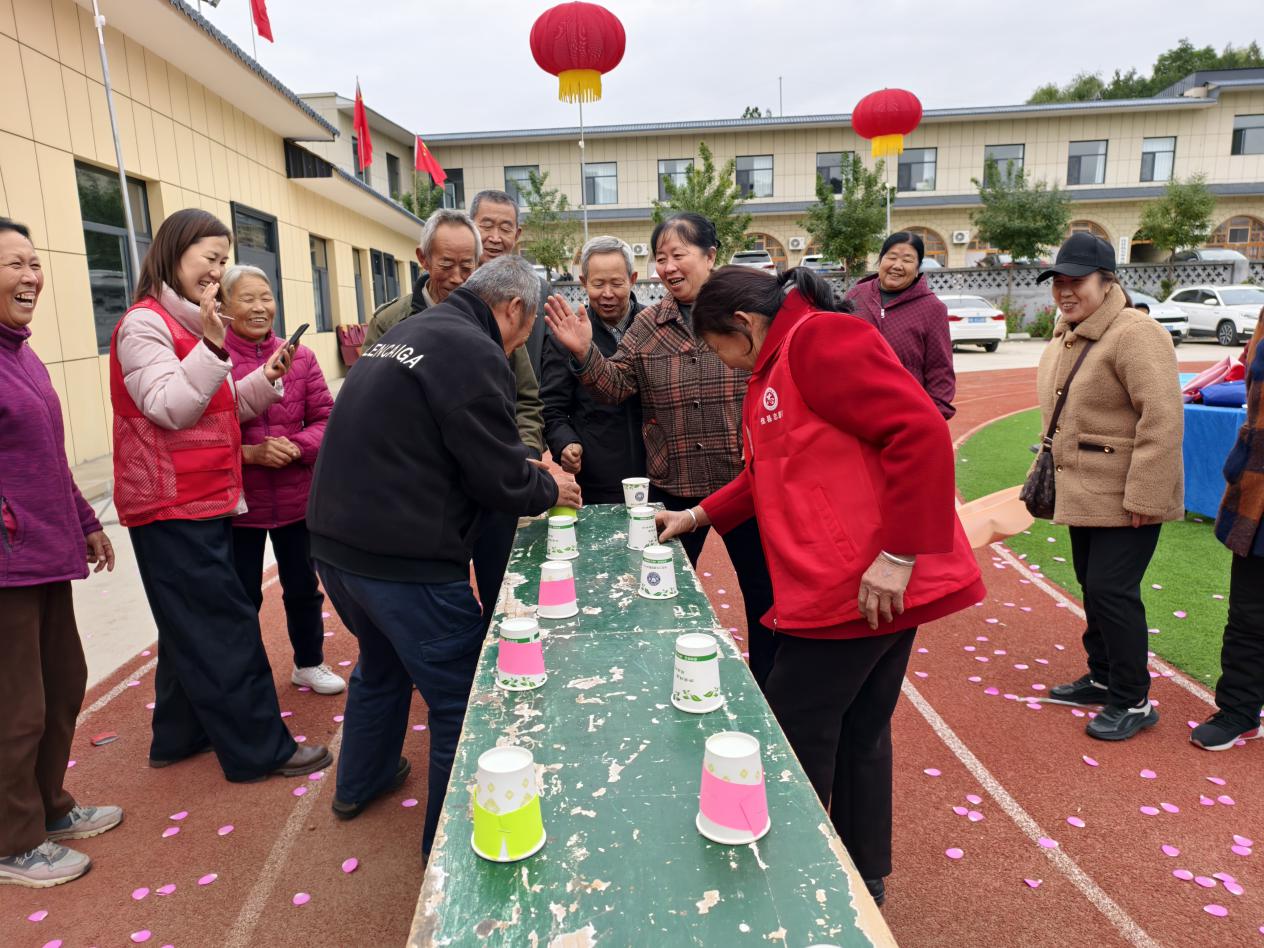 b9c7299a3f33232f13b9933b7365d25