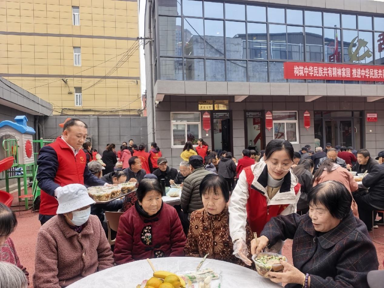 10e96d2eadb0ed48056792c450b7e6a8