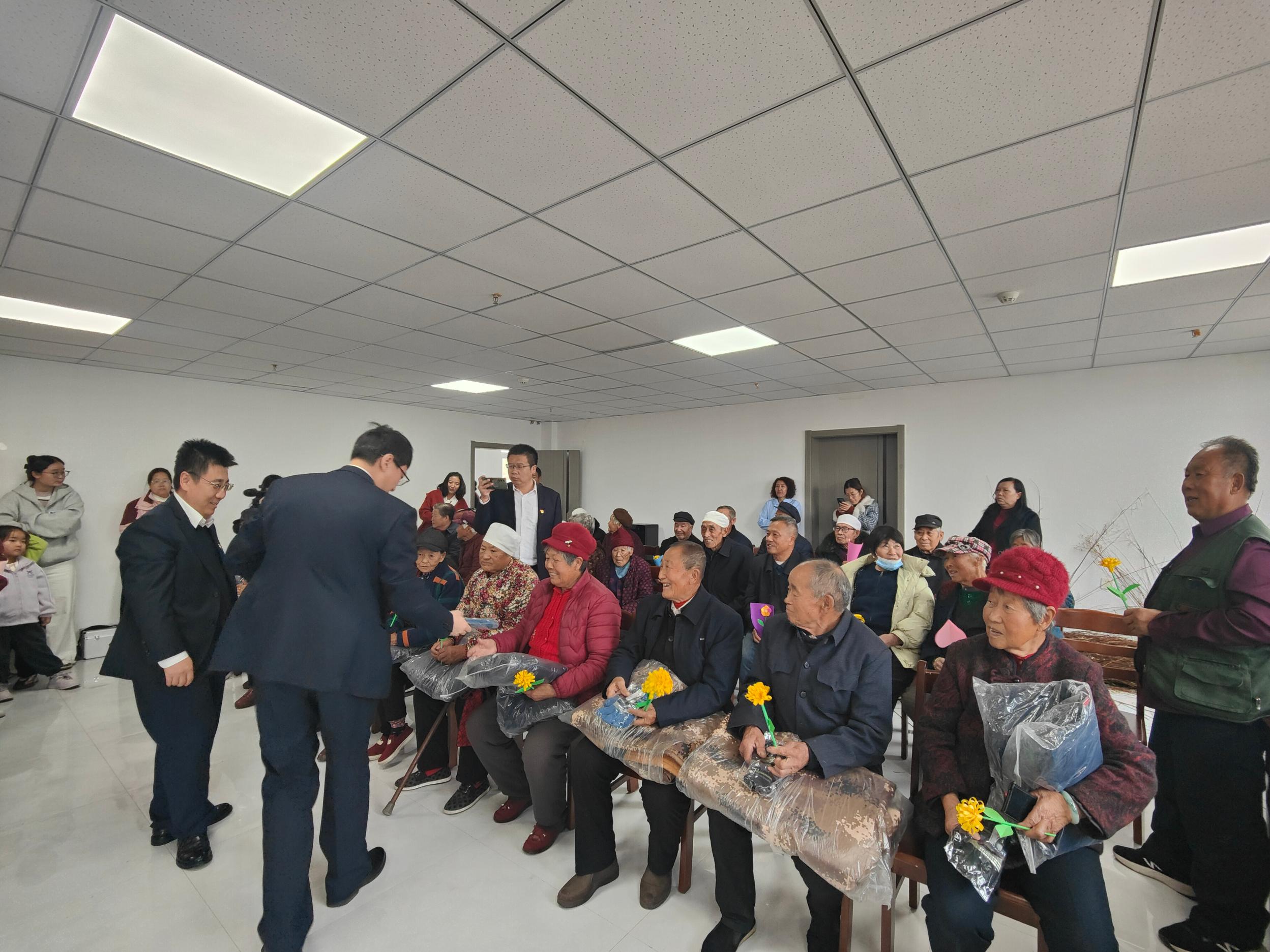 20251030121540198-37-74e8c.jpg_scale.jpg 20251030121540198-37-74e8c.jpg_scale.jpg