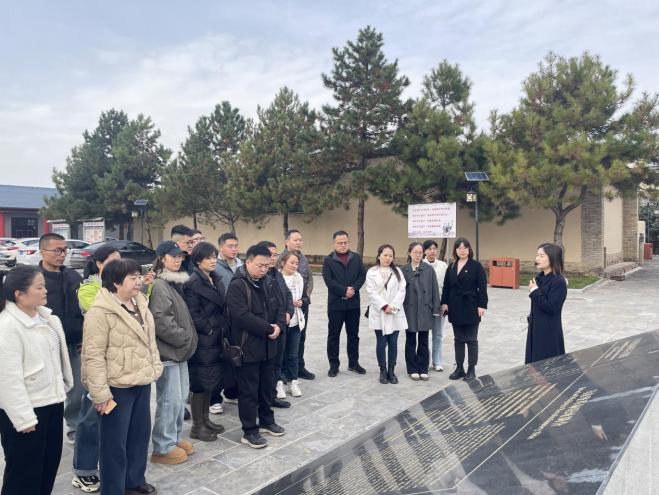 _cgi-bin_mmwebwx-bin_webwxgetmsgimg__&MsgID=4101919649038952780&skey=@crypt_53d537ae_5d770f61f06ae0c799d07e6cd9f486ac&mmweb_appid=wx_webfilehelper