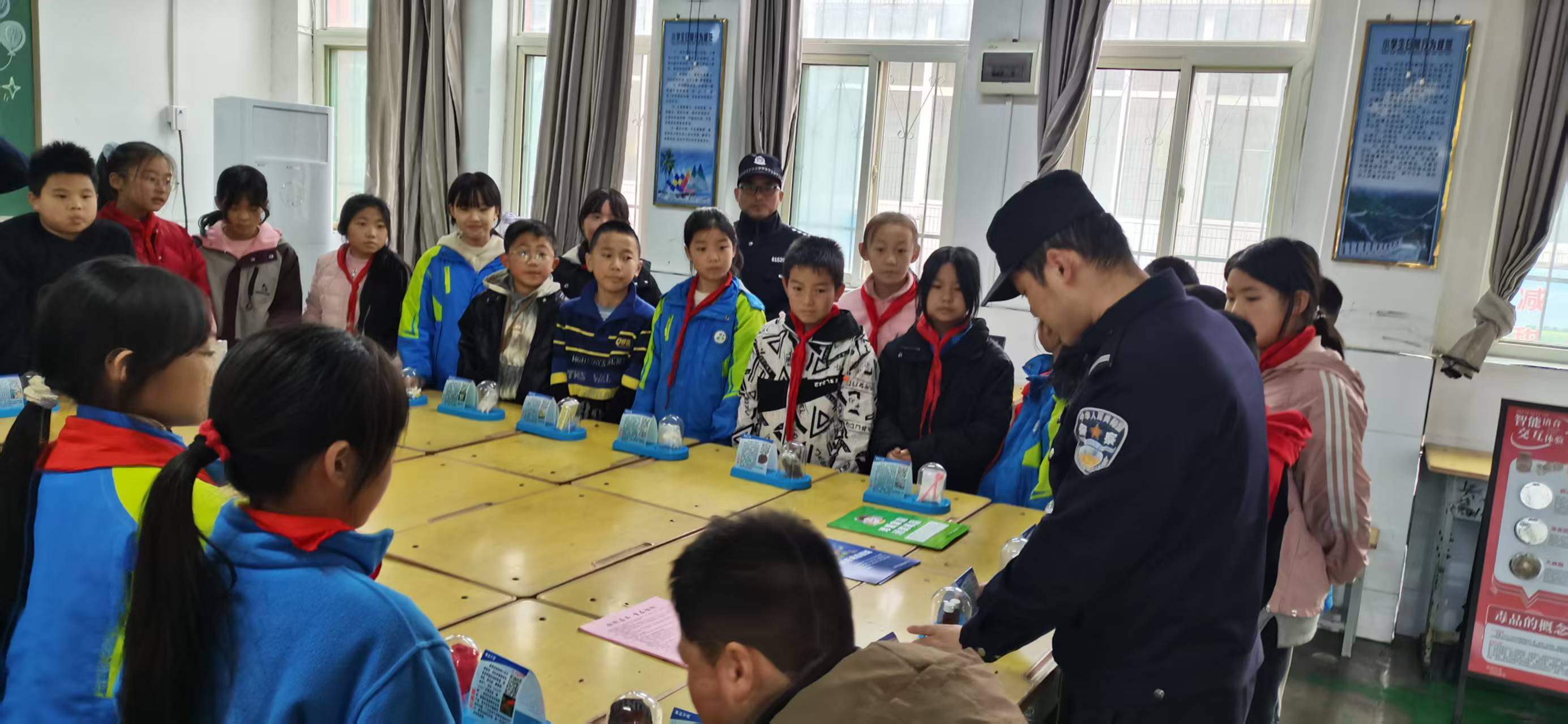 52b52a2977176efae18181a4aa8ef4ae