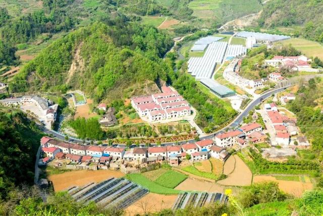 石泉县饶峰镇：“四治融合”打造乡村治理“新名片”