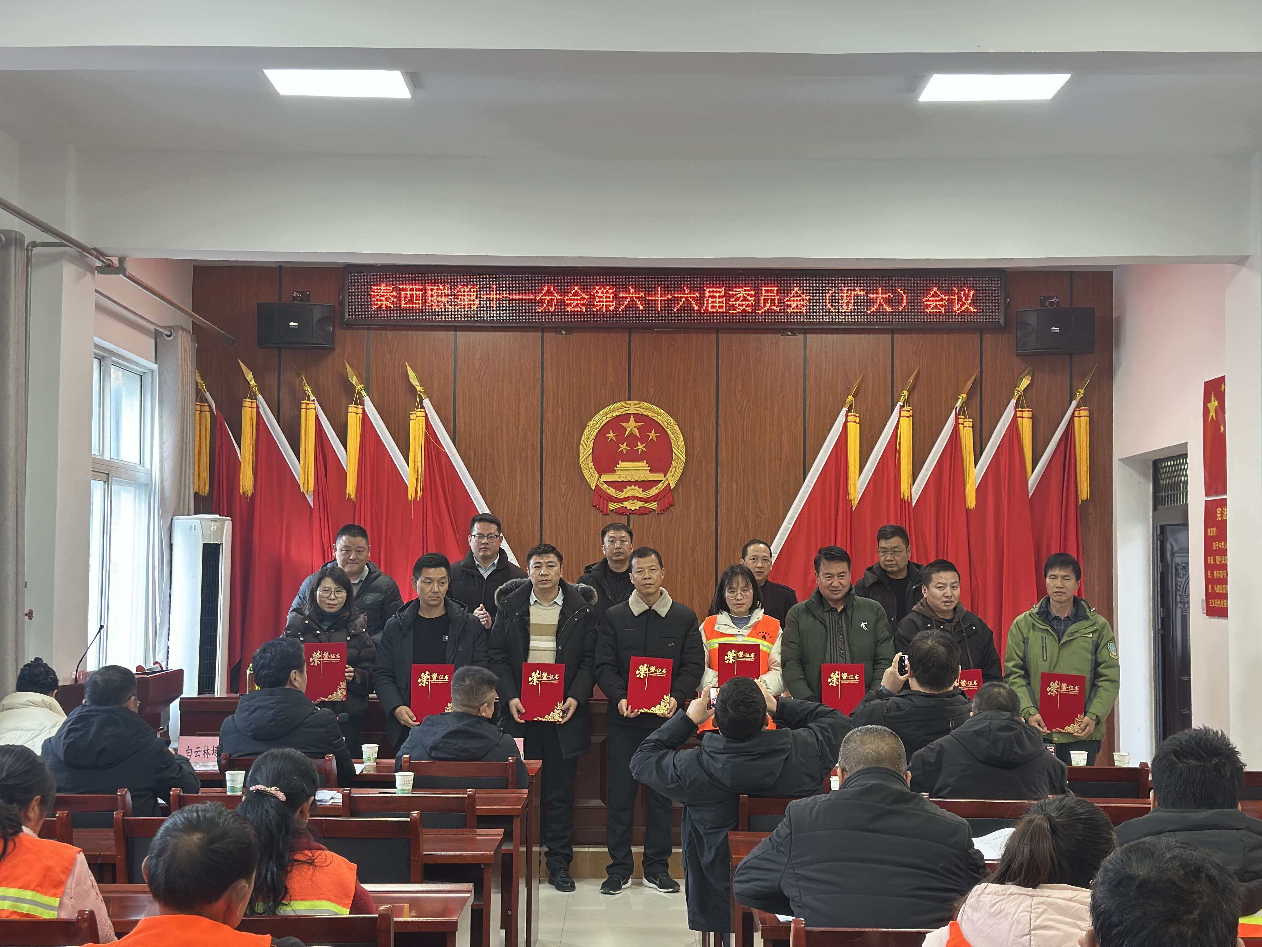 7d2ac44dcb5d2a6671b35e16824ee71c