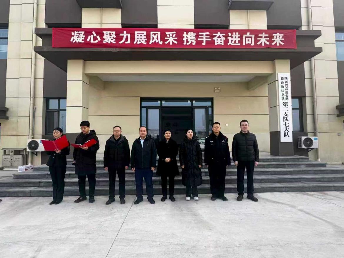 de03b7474c9793446ffd45f752122215