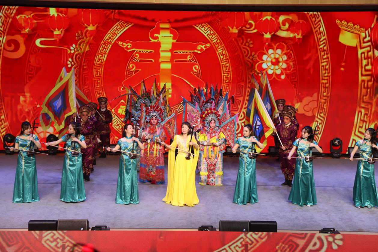 教育剧社、车站小学 戏曲《秦韵马嘶向长安》 (2)