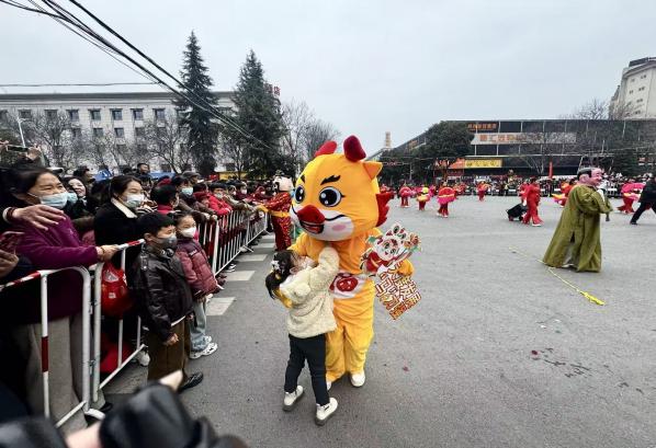 7de74c12318449c4358b10f71d2b87ef