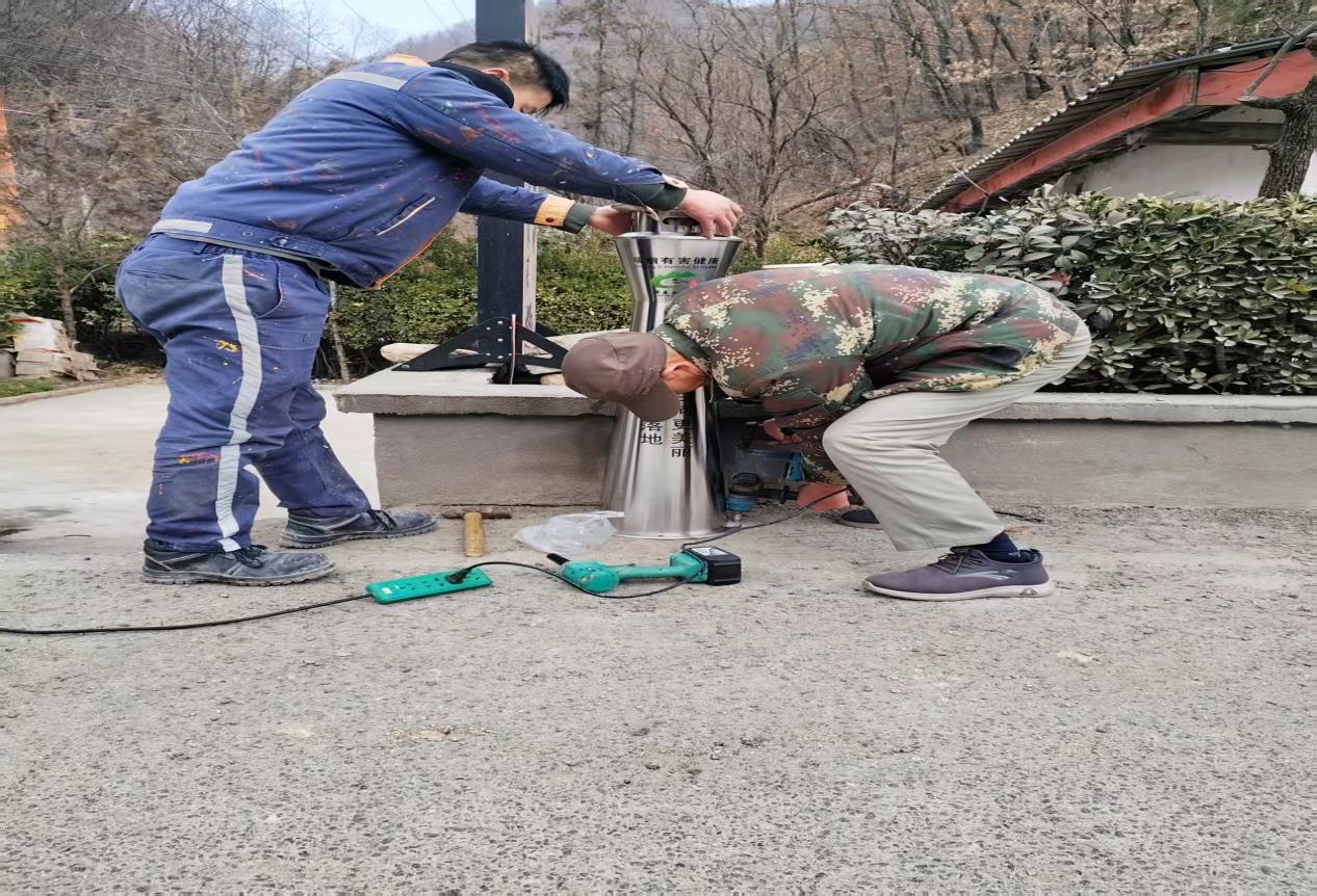 53c9eb64cb9abec667e2a1237ec03885