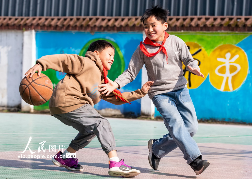 贵州从江：新学期 动起来