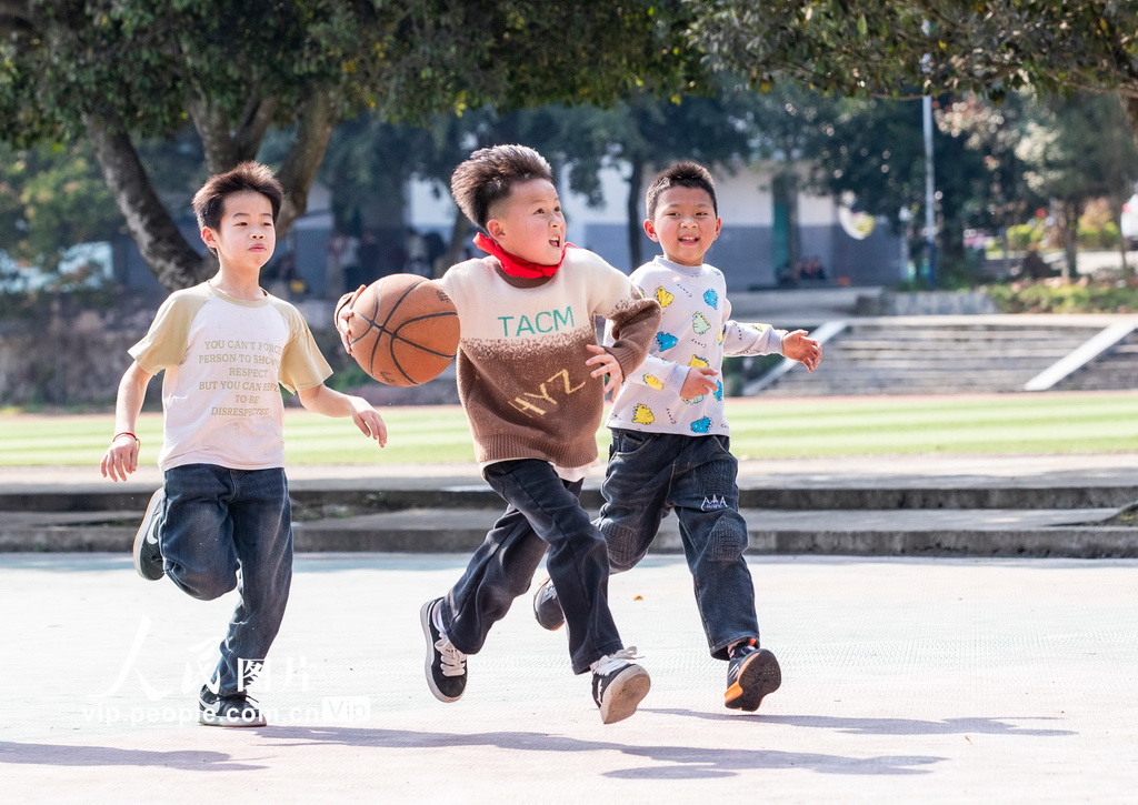 贵州从江：新学期 动起来【2】