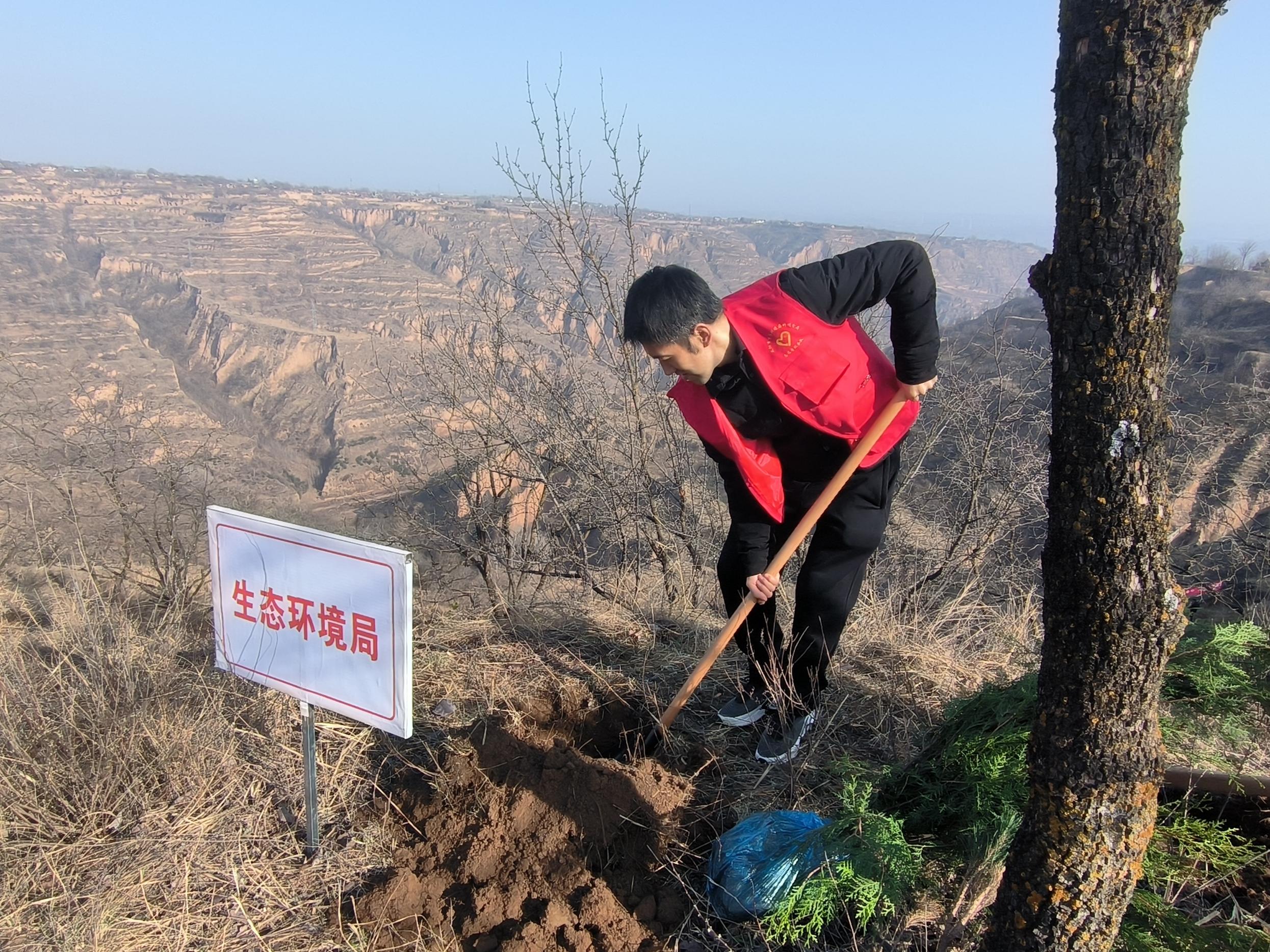 814c072ebe30d9655f5b38073461cdf