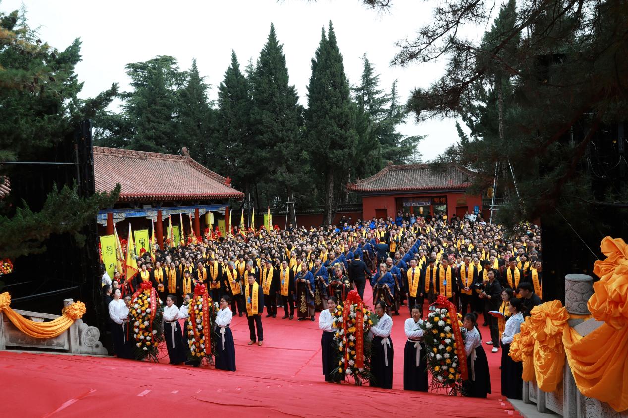 8a838f408502869e013de86563934fd8