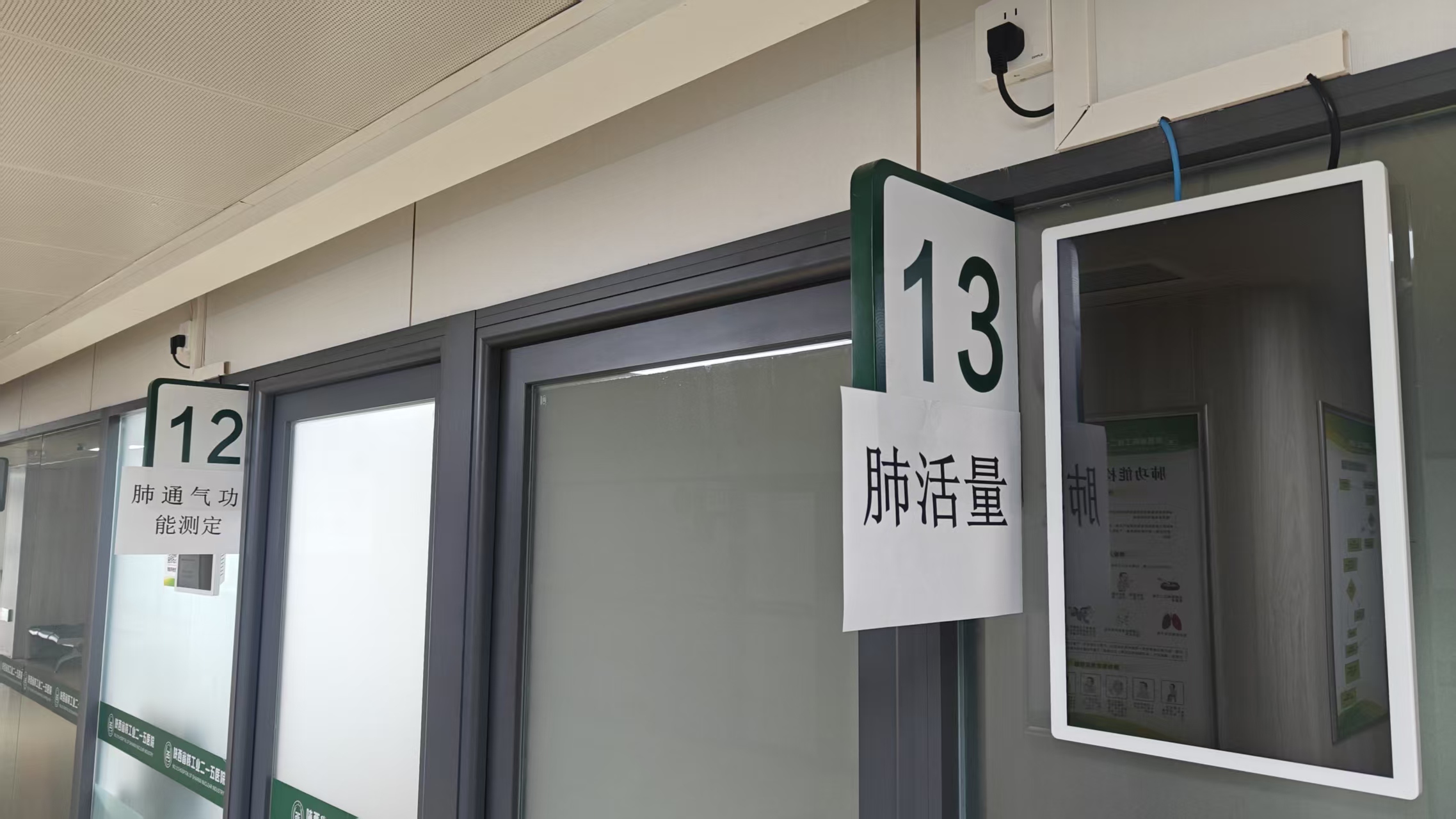 000f0d715ffc429e77bed0c664b6d291