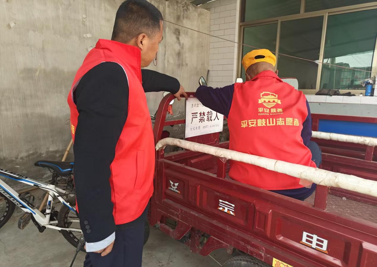 7522383282de8f4e4888bf993e61897f_compress