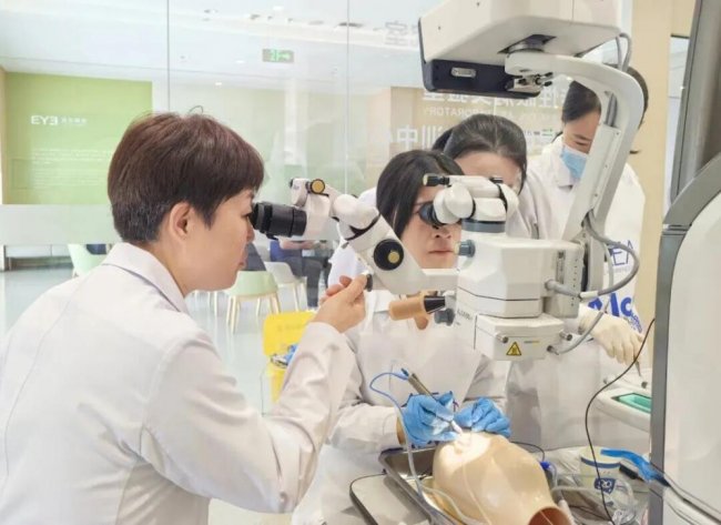 【喜报】宁夏爱尔眼科科研团队获市级认定，助力银川致盲性眼病防治事业提质增效