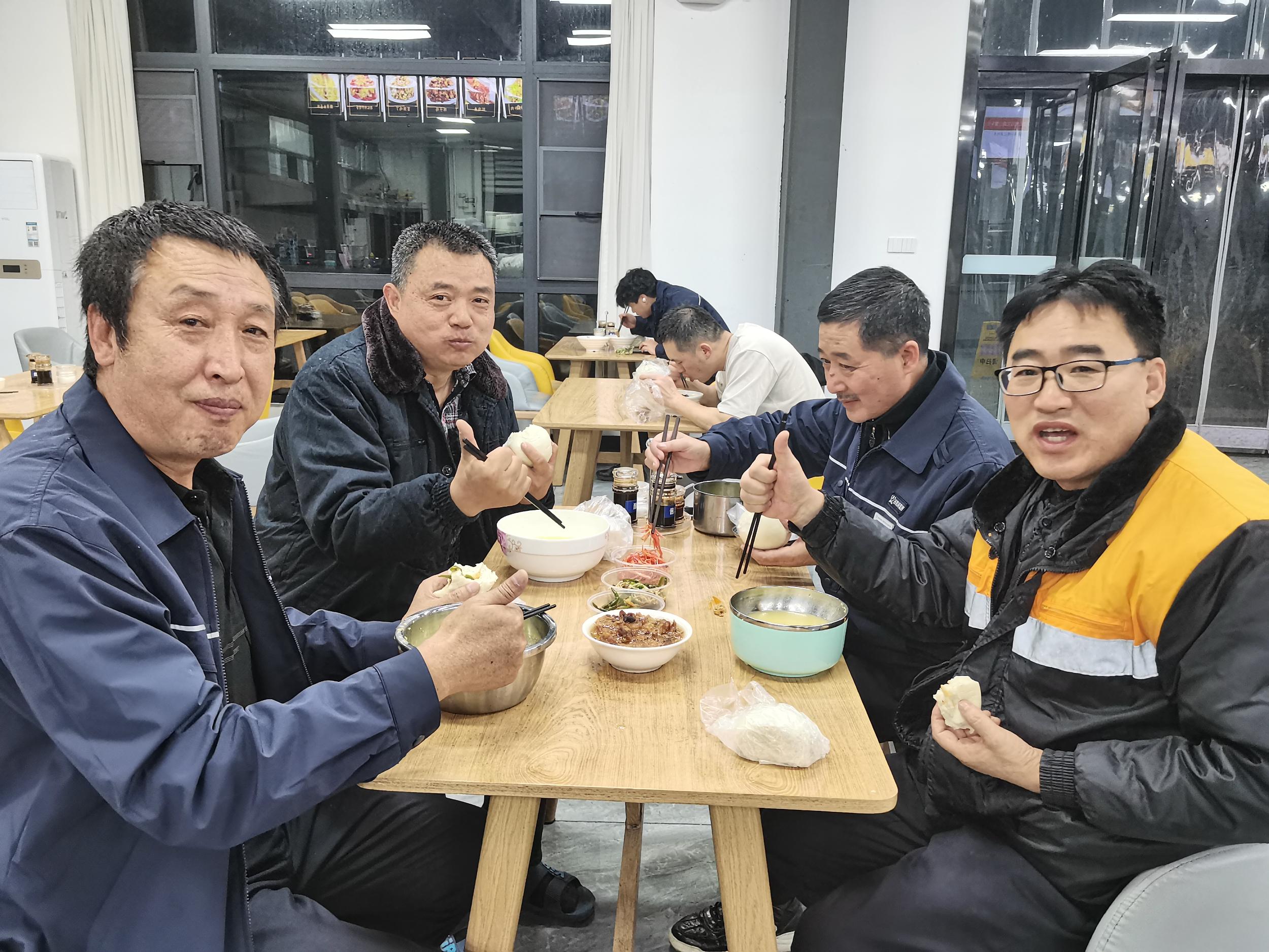 8A566472BD50A1CC2C7E45A2EC450B7A