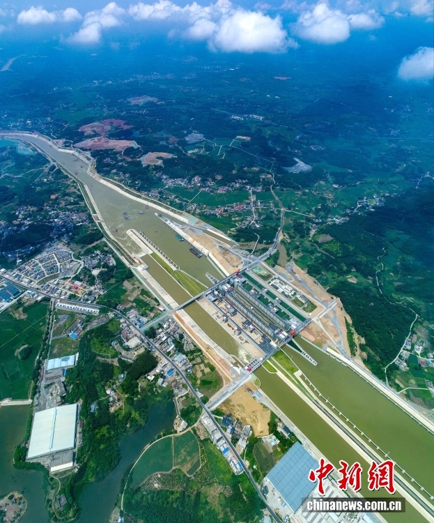 平陆运河正式通航 航拍视角看运河雄姿